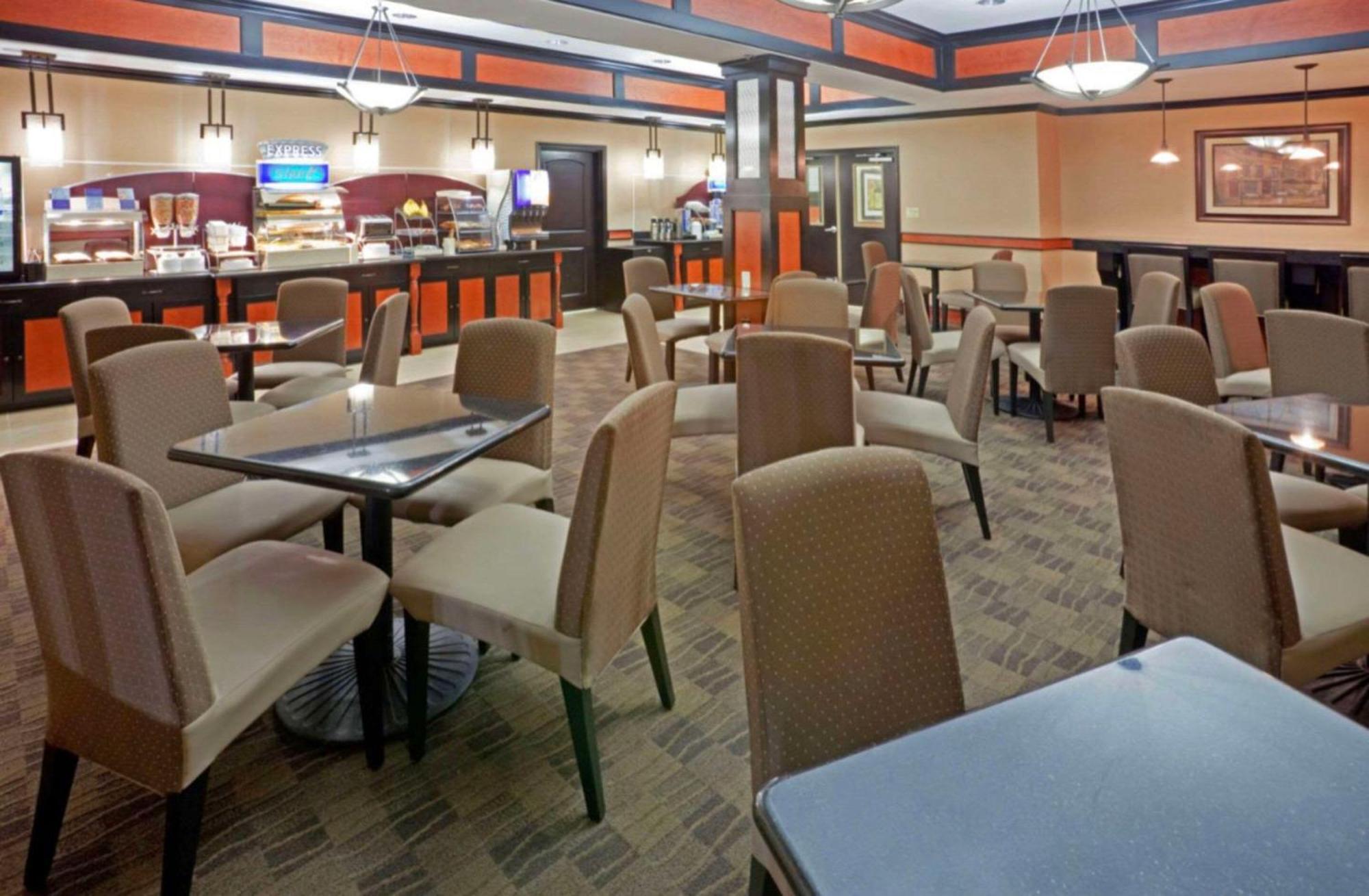 Comfort Inn & Suites Dallas Medical-Market Center Exteriér fotografie